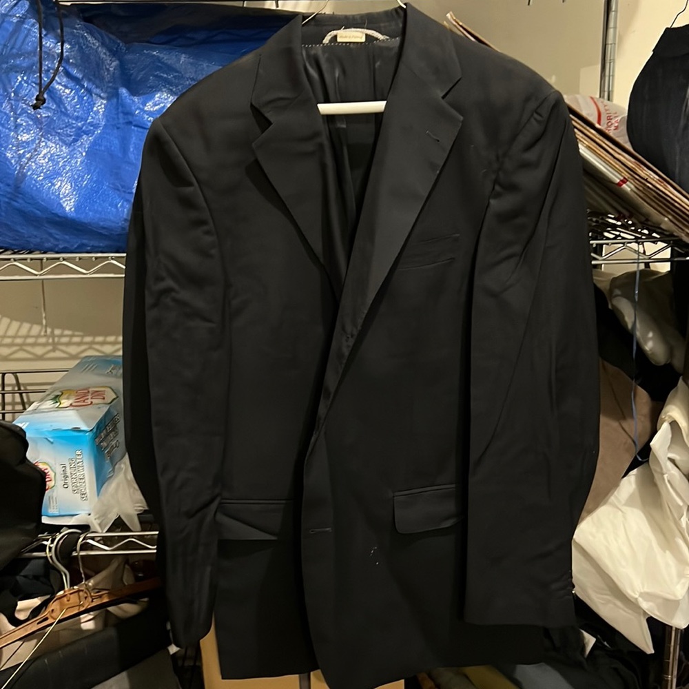 Men’s very good condition Navy wool lined blazer 44R